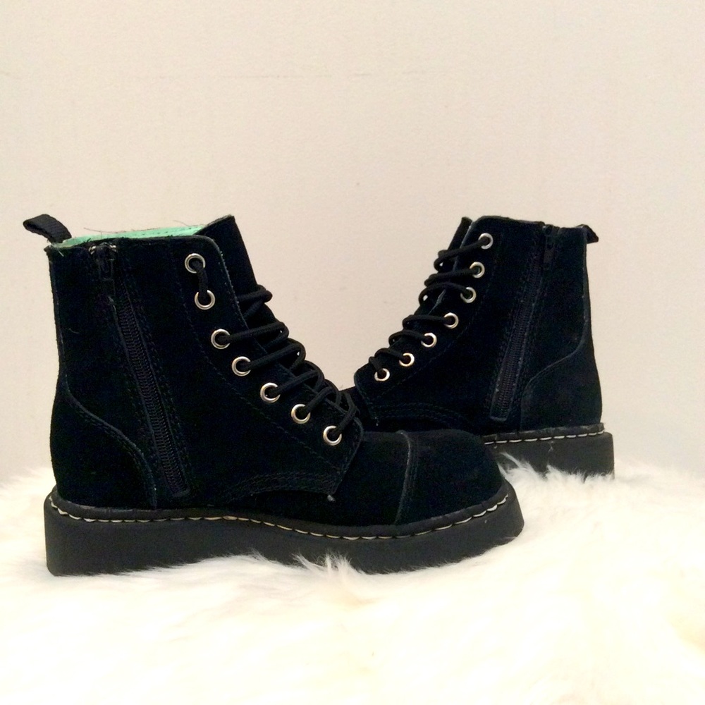 Anarchic by TUK square toe combat boot